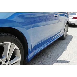 Bočné prahy DPT (lesklá čierna) Hyundai Elantra (AD) 2015–2020 fotografia 2
