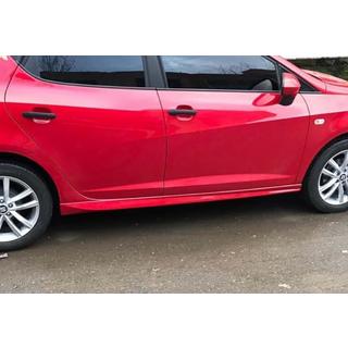 Bočné prahy DPT V-3 (čierny lesk) Seat Ibiza 2010–2017 fotografia 1