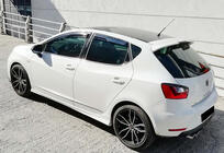Seat Ibiza 2017– Bočné prahy DPT V-3 (čierny lesk) fotografia 4