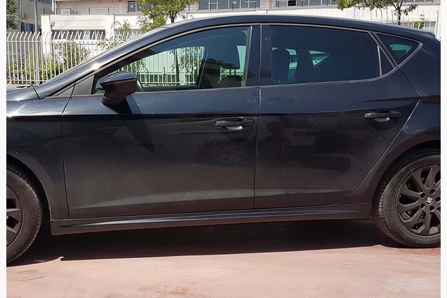 Seat Leon 2013–2020 Bočné prahy DPT V-8 (na lakovanie) Image
