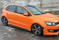 Volkswagen Polo 2010–2017 Bočné prahy DPT V-4 (na lakovanie) fotografia 2