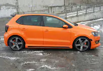 Volkswagen Polo 2010–2017 Bočné prahy DPT V-4 (na lakovanie) fotografia 3