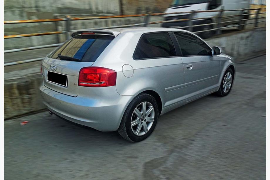 Audi A3 2003–2012 Spojler DPT V-3 (lesklá čierna) Fotografia 5