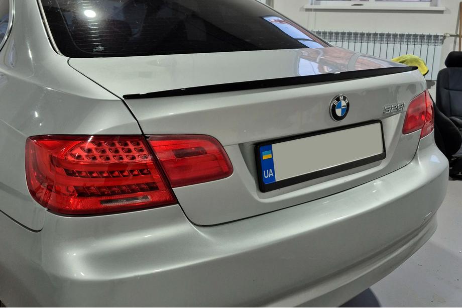 BMW 3. séria E92/E93 2006–2013 Spojler M3-Style (pre E92, čierny lesklý) Image