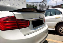 BMW rad 3 F30/F31 2012–2019 Spojler DPT Custom (pre F30/F80, na lakovanie) fotografia 1