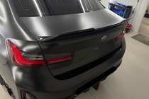 BMW 3. rad G20/G21 2018– PSM-Style spojler (pre G20/G80, lesklá čierna) fotografia 6