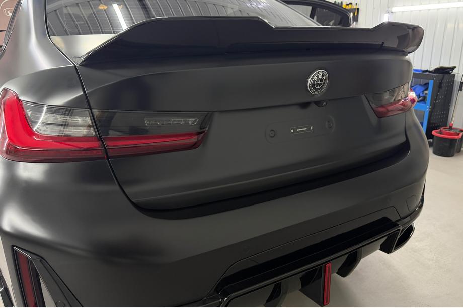BMW 3. rad G20/G21 2018– PSM-Style spojler (pre G20/G80, lesklá čierna) Image