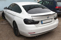 BMW 4 séria F32/F33/F36 2012–2020 Spojler v štýle PSM (pre F32, lesklá čierna) fotografia 1