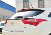 Hyundai I-30 2012–2017 Spojler DPT (lesklá čierna) fotografia 3