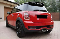 Mini Clubman R55/R56 2007–2014 Spojler DPT R56 (čierny vysoký lesk) fotografia 1