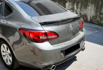 Opel Astra J 2009–2015 Spojler DPT V-1 (SD, na lakovanie) fotografia 1
