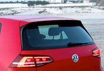 Volkswagen Golf 7/E-Golf 2012–2020 Spojler DPT V-1 (pre GTI / R HB, lesklá čierna) fotografia 6