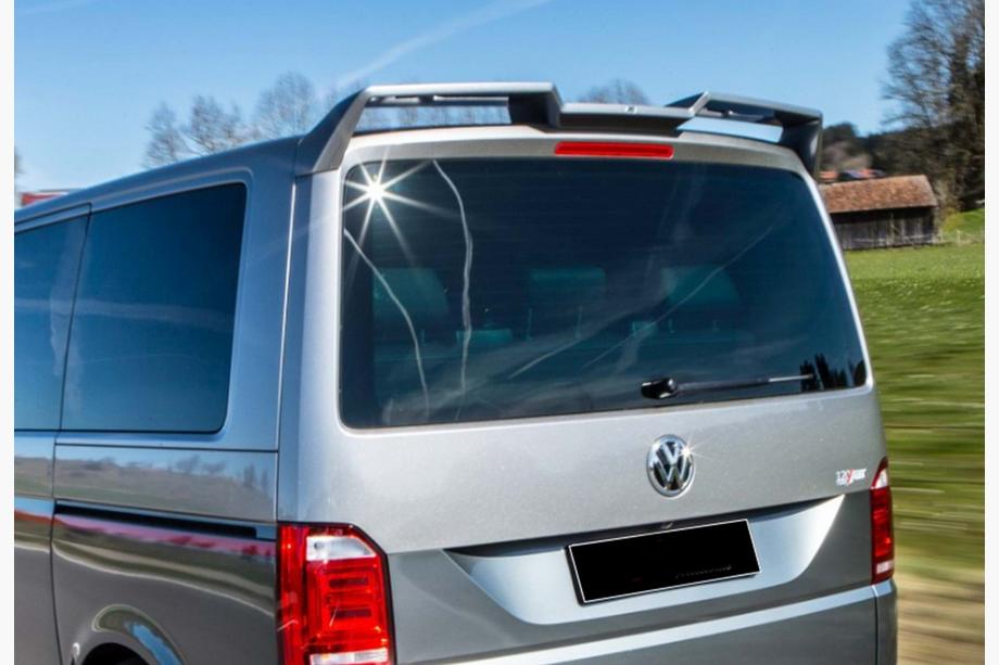Volkswagen T6 2015–2024 Spojler DPT (lesklá čierna) Image