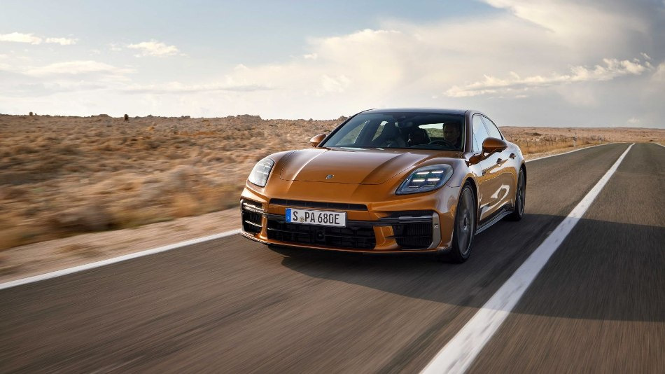 Recenzia Porsche Panamera 2024: tretia generácia