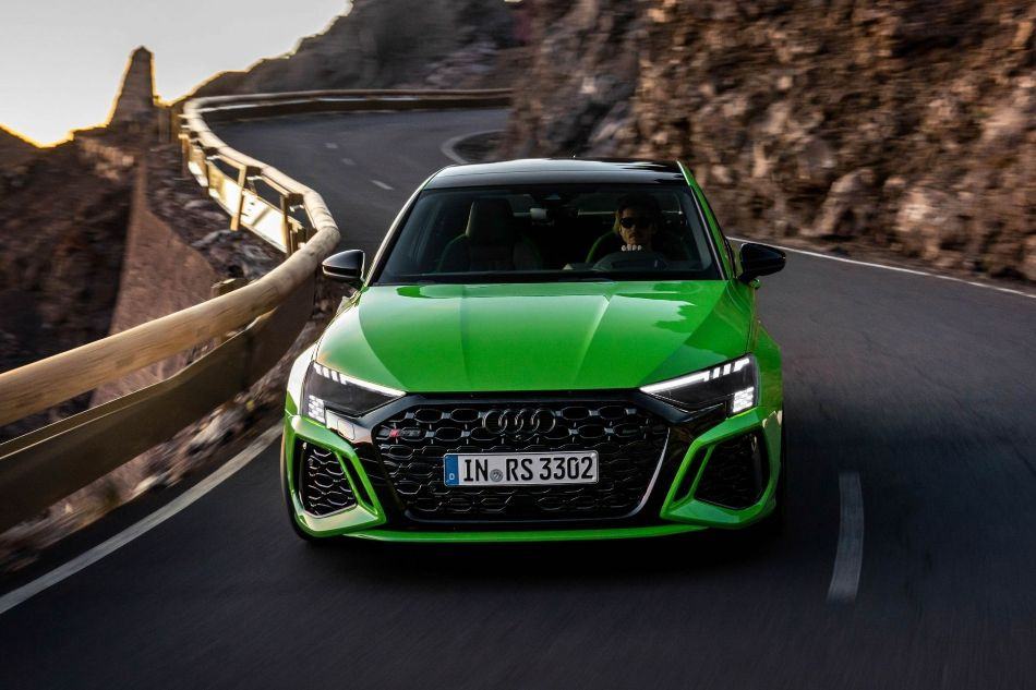 Audi RS 3: prehľad kompaktného športového sedanu
