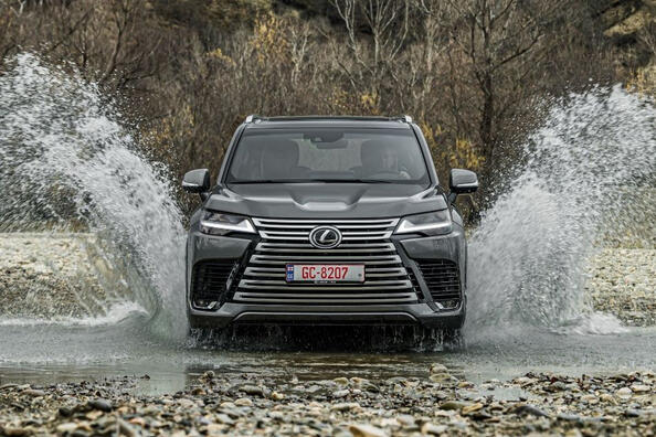 Recenzia Lexus LX štvrtej generácie
