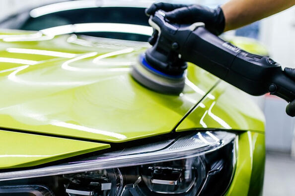 Leštenie karosérie auta: prospech alebo škoda?