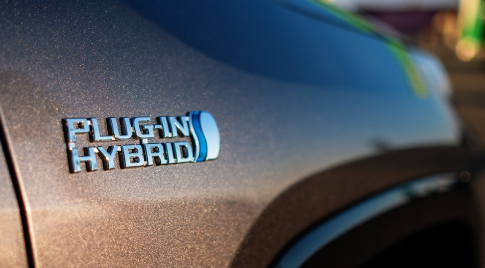 Hybridné autá: plusy a mínusy