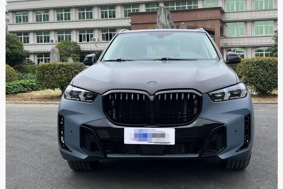 BMW X5 F15 2013–2018 Facelift prestavbová sada na X5M F95 2024 (bez výmeny veka batožinového priestoru) Fotografia 4