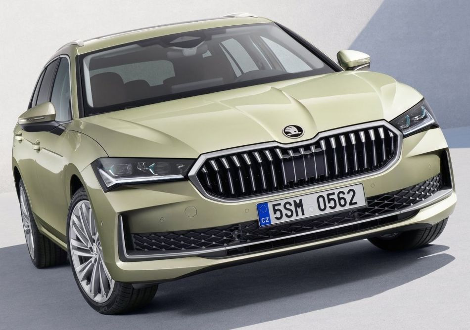 Skoda Superb Combi 2024: prehľad biznis triedy v kombi