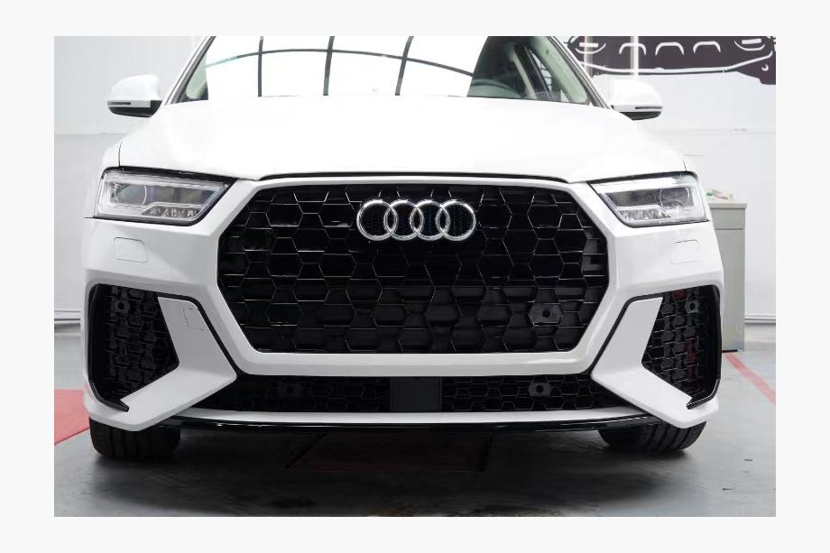 Audi Q3 2019–2025 Predný nárazník RSQ-Style Image