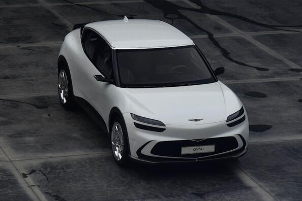 Genesis GV60: test elektrického crossoveru