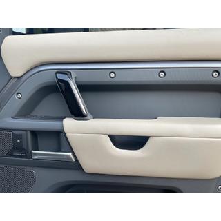 Čierne kryty palubnej dosky Land Rover Defender 2019– fotografia 4
