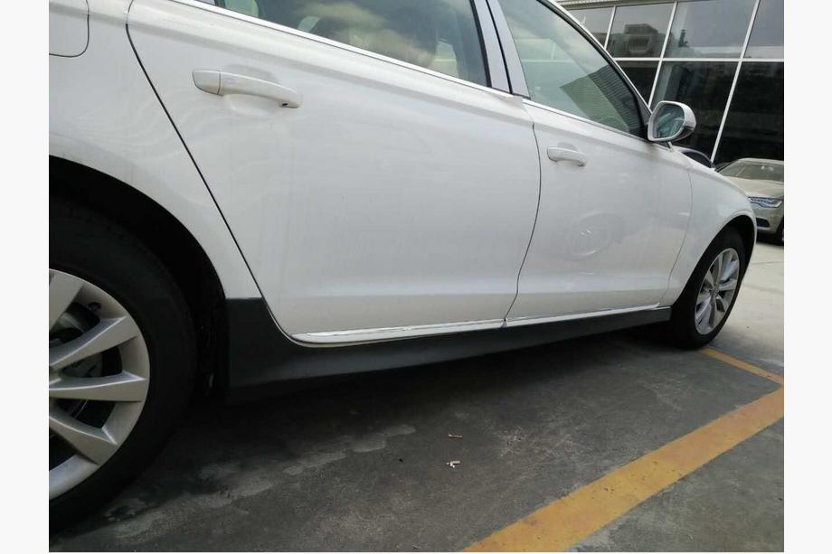 Audi A7 2010–2018 Bočné prahy RS-Style (2010-2014) Image