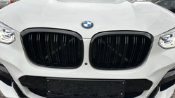 BMW X4 G02 2018– Obličkové mriežky M-Look (lesklá čierna) fotografia 1