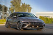 Recenzia Hyundai Elantra 2023: facelift sedanu fotografia 1