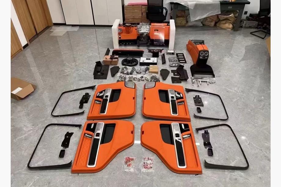 Mercedes G class W463 1990–2018 Súprava na upgrade interiéru pre rok 2018 Fotografia 2