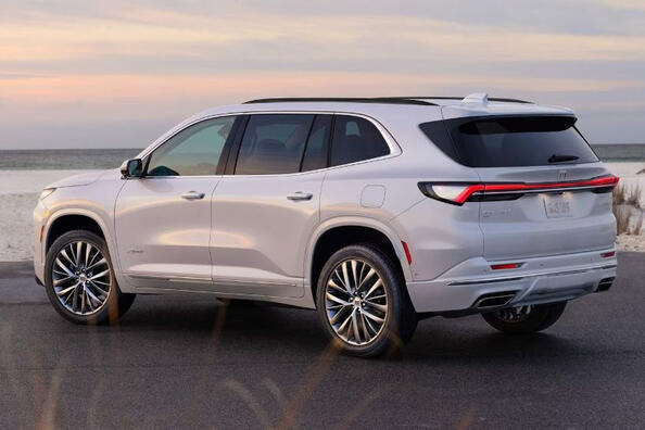 Recenzia Buick Enclave tretej generácie: nová úroveň luxusu a komfortu Fotografia 4