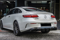 Mercedes E-class coupe C238 2016–2024 Zadný difúzor Black s koncovkami výfuku Black (dizajn AMG53) fotografia 1