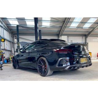 Zadný difúzor s koncovkami Black (pre Coupe dizajn AMG63) fotografia 1