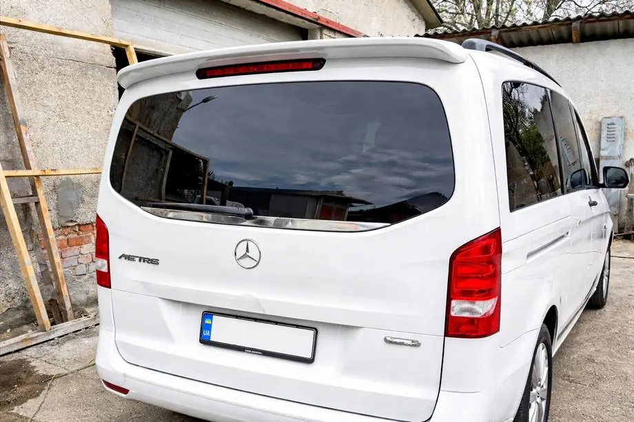 Mercedes Vito/V-trieda W447 2014– ABS spojler (biela vo vysokom lesku) Image
