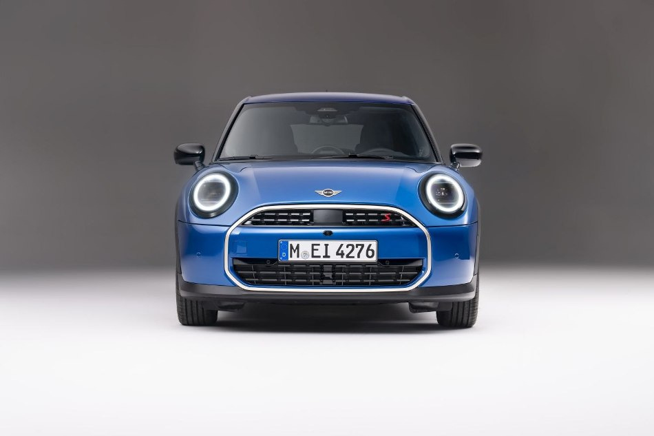 Prehľad päťdverového Mini Cooper 2024
