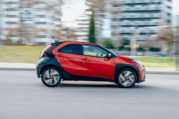Toyota Aygo X: prehľad kompaktného mestského auta Fotografia 3