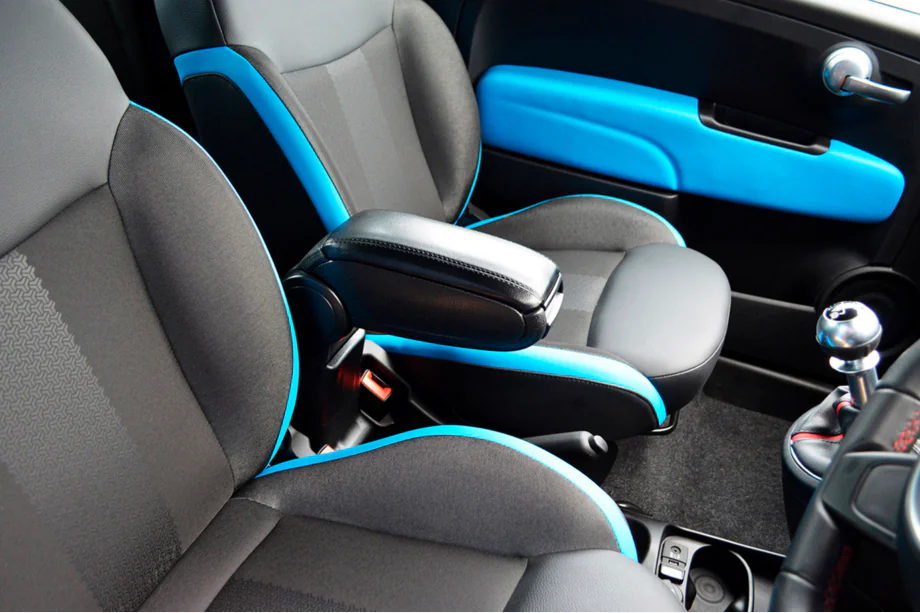 Fiat 500/500L 2013–2022 Lakťová opierka (do držiaka nápojov) Image