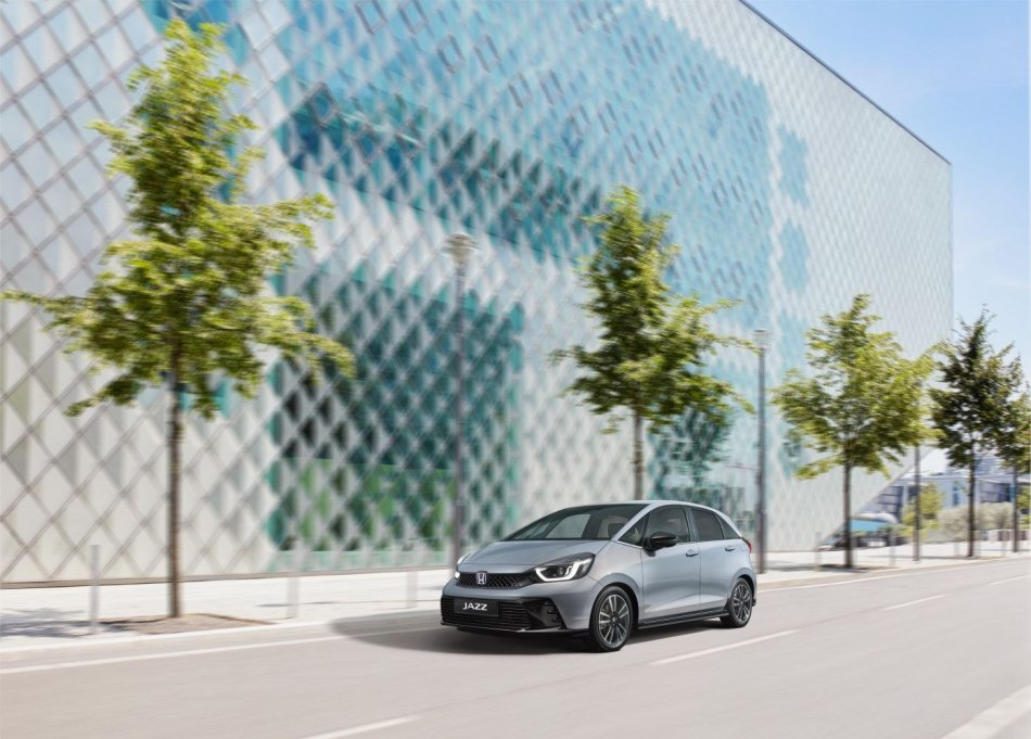 Recenzia Honda Jazz: facelift kompaktného hatchbacku