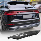 Audi Q8 2018– Karbonový kryt nad evidenčným číslom (2019-2022, Carbon) fotografia 1