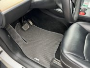 Tesla Model Y 2020– EVA autokoberce do interiéru (2020-2024, Čierne) fotografia 6