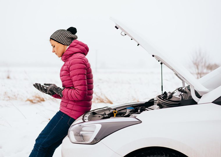 Čo robiť, keď auto v mraze nenaštartuje: postup krok za krokom