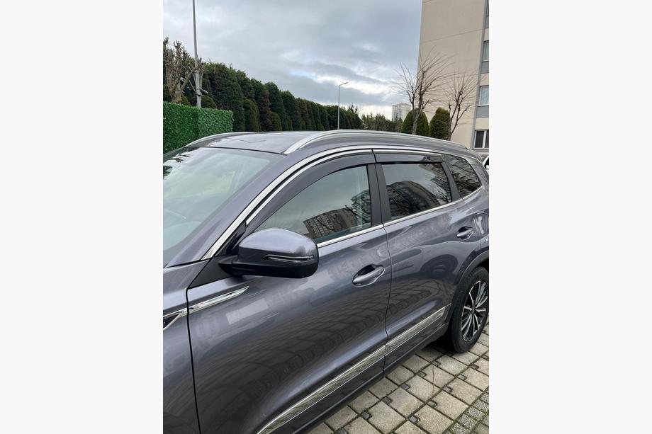 Chery Tiggo 8 2017– Okenné veterné deflektory s chrómovou lištou (4 ks, Sunplex Steinless) Image