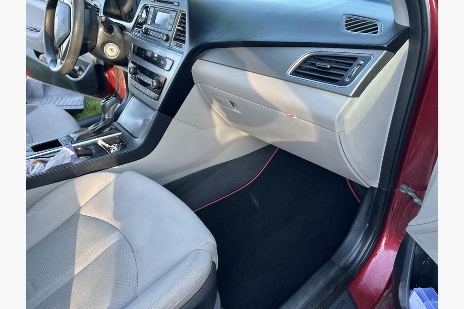 Hyundai Sonata LF 2014–2019 Prémiové textilné autokoberce (Čierne) Fotografia 3