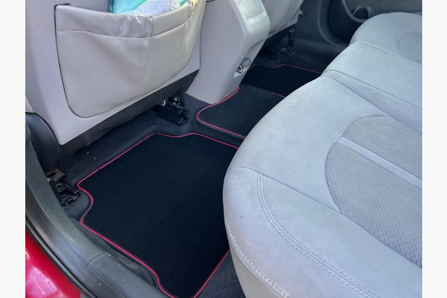 Hyundai Sonata LF 2014–2019 Prémiové textilné autokoberce (Čierne) Fotografia 4