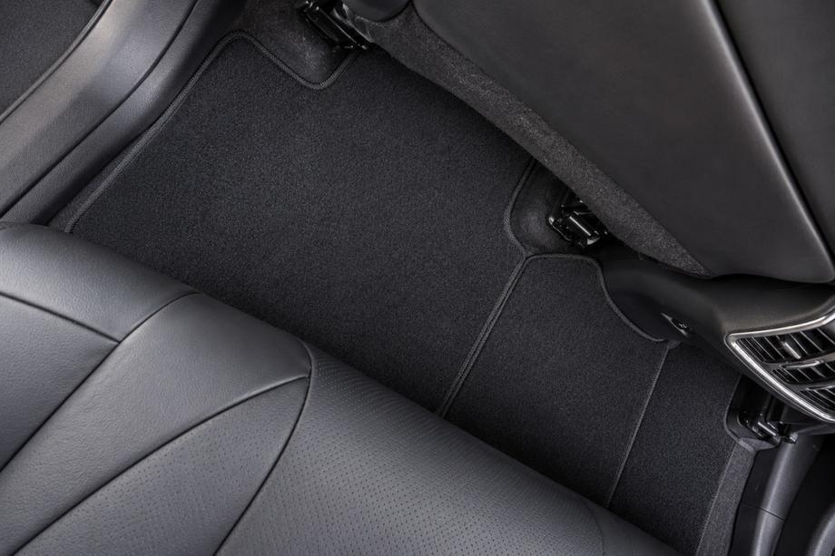 Toyota Rav 4 2019–2025 Textilné rohože Classic (Čierne) Fotografia 3