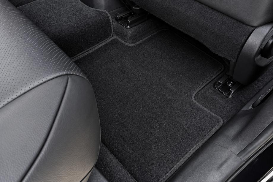Toyota Rav 4 2019–2025 Textilné rohože Classic (Čierne) Fotografia 5