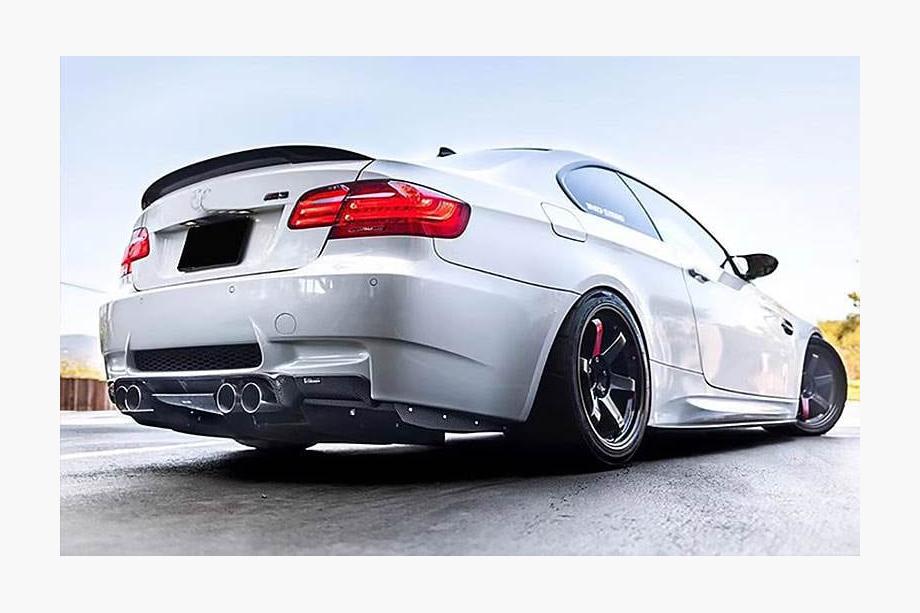 BMW 3 rad E90/E91 2005–2011 Zadný spojler na veko kufra z karbónu V5 (Coupe) Fotografia 3