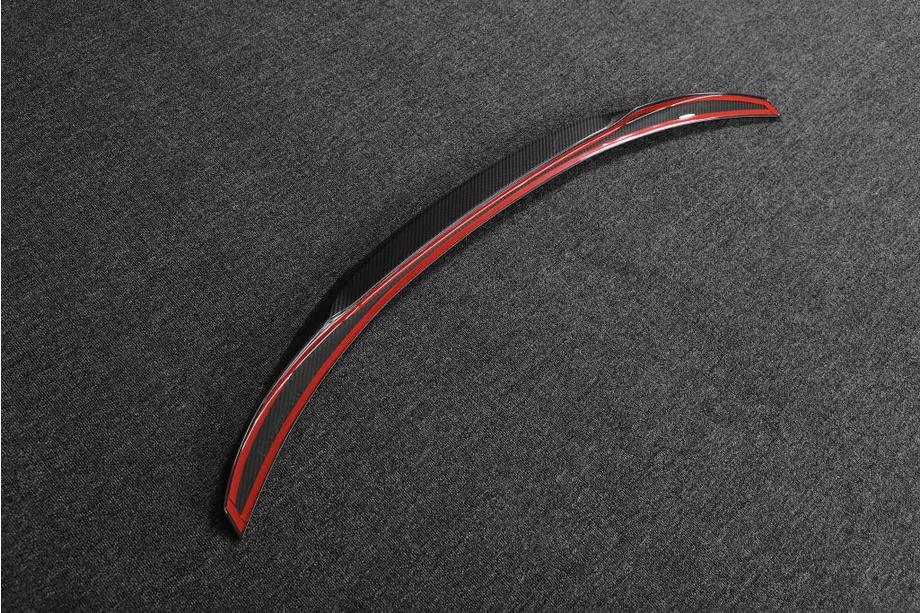 BMW rad 3 F30/F31 2012–2019 Spojler M4-Style V2 (pre F30/F80, karbón) Fotografia 5