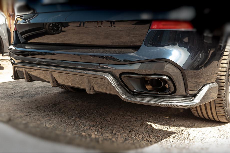 BMW X5 G05 2019–2026 Difúzor zadného nárazníka V2 (2018-2022, pravý karbón) Fotografia 1